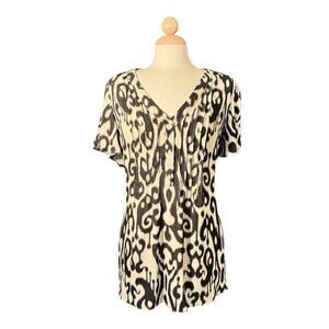 Rose & Olive Black and Cream Printed V-Neck Short Sleeve Top